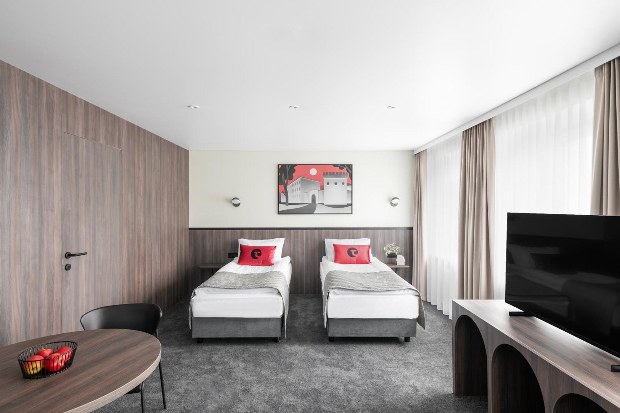 Taurage Hotel Luaran gambar