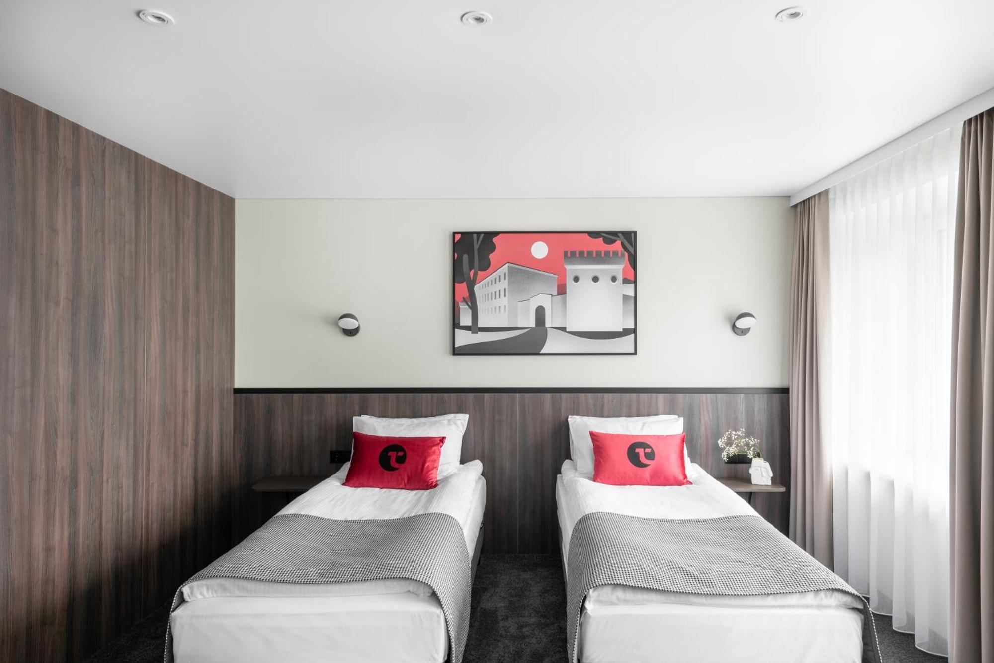Taurage Hotel Luaran gambar